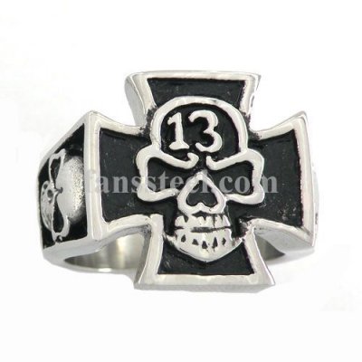 FSR10W40 thirteen skull biker ring