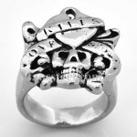 FSR08W91 pirate captain skull ring