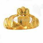 FSR11W28G  Crown Claddagh Friendship Ring