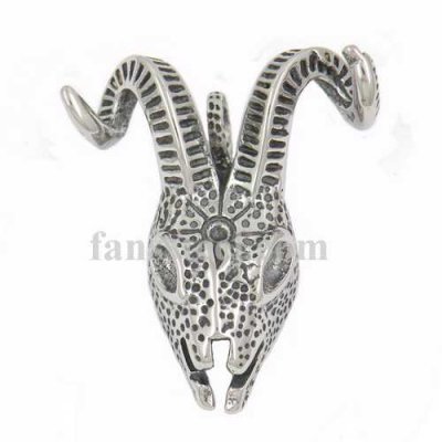 FSP17W40 rolling horn goat head animal pendant