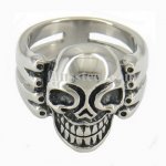 FSR09W33 skull ring 