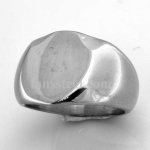 FSR06W79 shield engravable signet ring