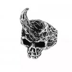 FSR22W08  Skull  ring