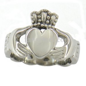 FSR06W00 Claddagh Friendship Ring