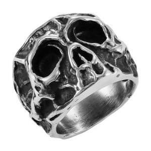 FSR21W79 Skull ring