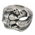 FSR10W16 claw hold skull ring