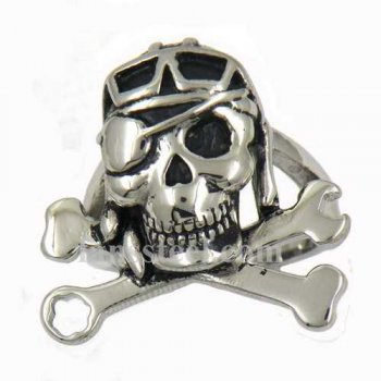 FSR09W44 single eye skull ring