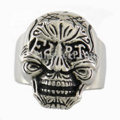 FSR08W25 Skull Medallion Ring