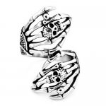 FSR20W77 skull hand claw ring