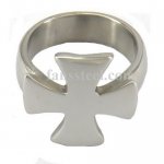 FSR06W81 Maltese Cross Signet Ring