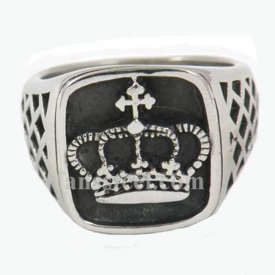 FSR12W64 Christ cross crown ring