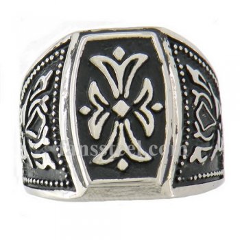 FSR08W93 Fleur De Lis Shield Cross Ring