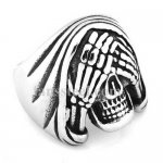 FSR20W43 bury head on hands skull ring