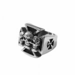 FSR22W39  Skull  ring