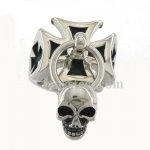 FSR08W31 Maltese Cross  Skull Charm Ring 