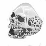 FSR14W63 evil skull ring