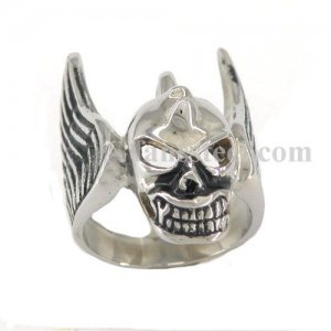 FSR02W99B Vampire Skull Medallion Ring