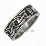 FSR09W29 Irish Claddhah ring 