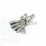 FSP47W2B  skulls figure fist Pendant