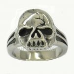 FSR11W42 Skull biker ring