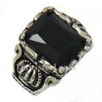 FSR13W39 crown claw with black stone ring